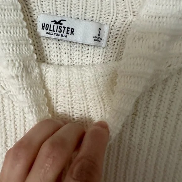 Hollister - White Long Sleeve Sweater - Picture 3 of 3